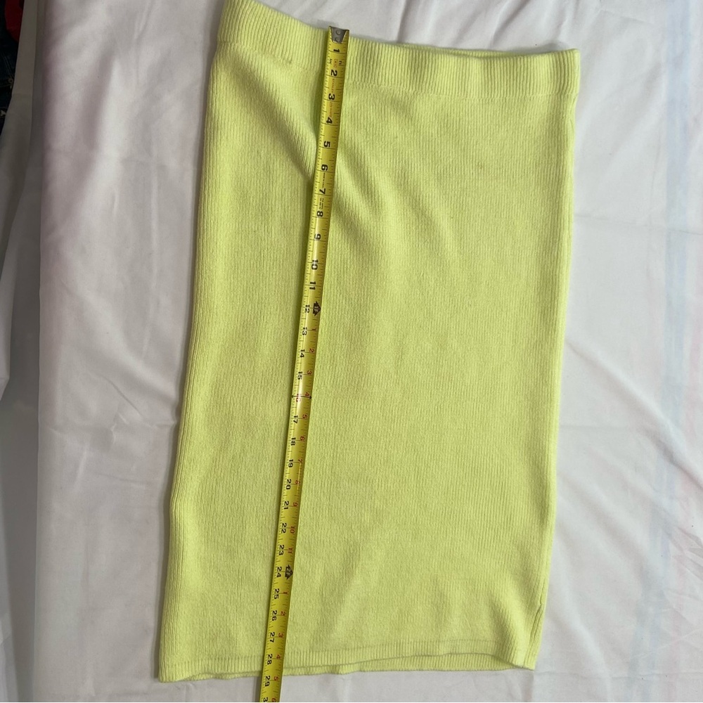 Universal Thread Goods Co Lime Green Rib Knit Pencil Skirt XL Stretch Midi - Picture 5 of 5